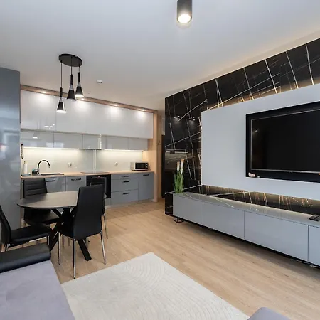 Manufaktura Luxury&free Parking *