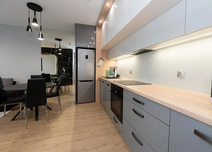 Manufaktura Luxury&free Parking Apartman *